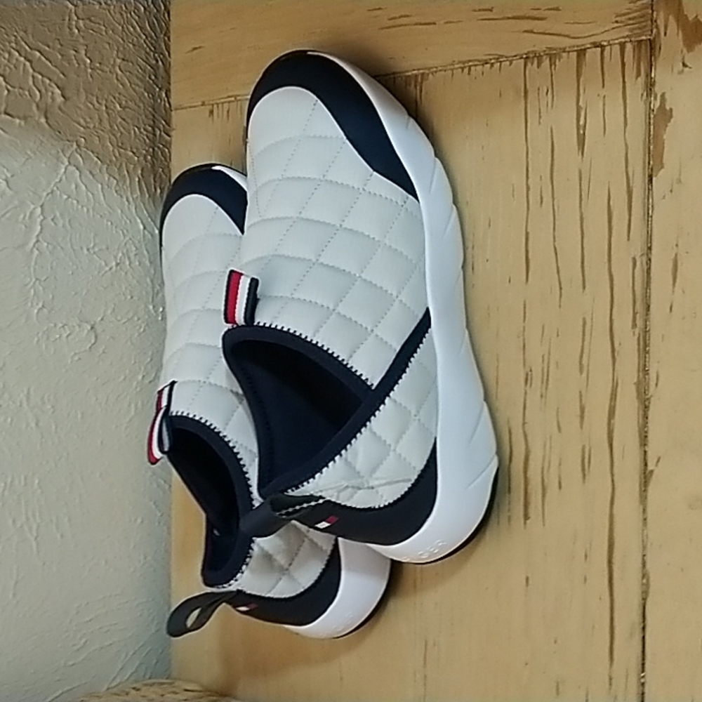 💜Tommy Slip-on Sneakers💜